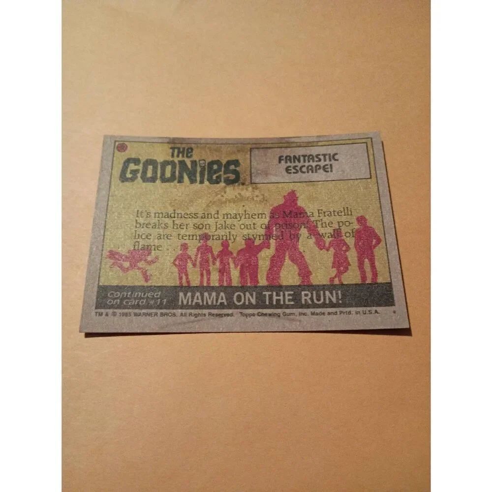Vintage 1985 Warner Bros Topps Gum Goonies Trading Card #10 Fantastic Escape - Picture 2 of 2
